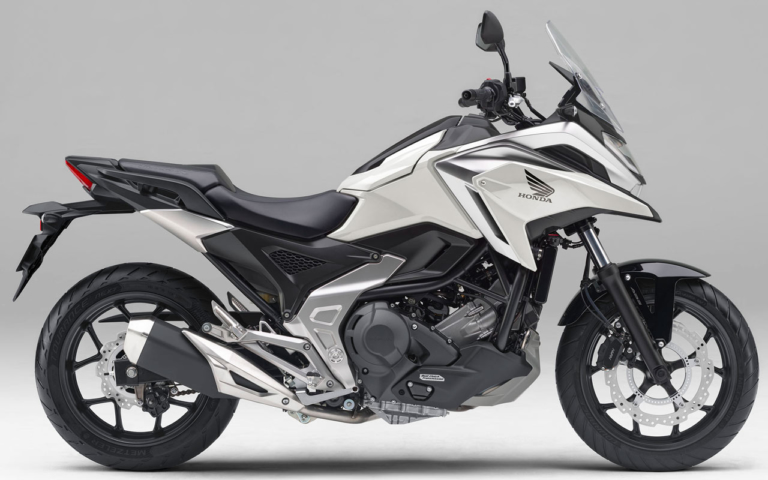 ホンダ NC750X DCT|パールグレアホワイト|ホンダNC750X DCTディテール写真解説【扱いやすさそのままにエンジン強化】
