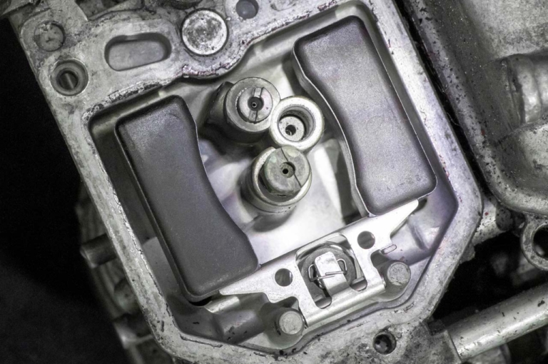 ホンダ CBX 1000|キャブレター|’80s国産名車・ホンダCBX完調メンテナンス【独創的な機構でも固有の弱点はほとんど皆無】