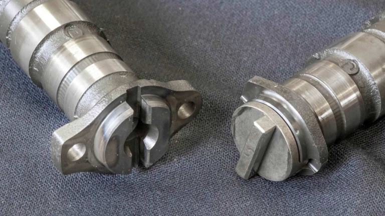 ホンダ CBX 1000|カムシャフト|’80s国産名車・ホンダCBX完調メンテナンス【独創的な機構でも固有の弱点はほとんど皆無】