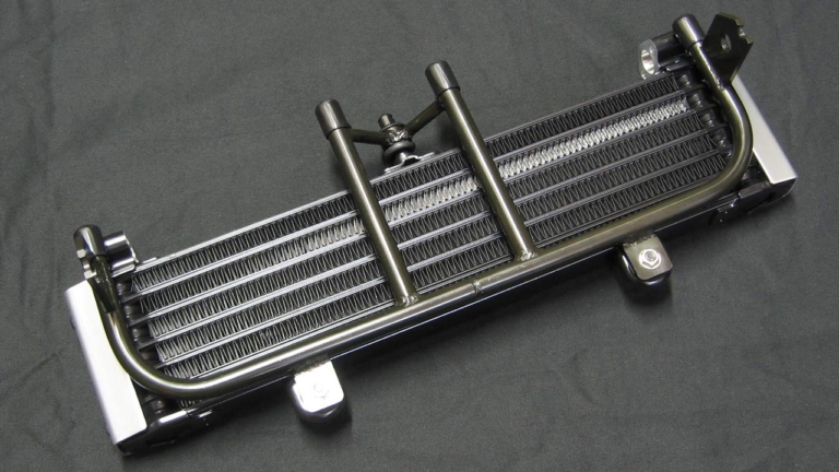 ホンダ CBX 1000|オイルクーラー|’80s国産名車・ホンダCBX完調メンテナンス【独創的な機構でも固有の弱点はほとんど皆無】