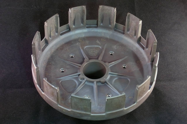 ホンダ CBX 1000|クラッチ|’80s国産名車・ホンダCBX完調メンテナンス【独創的な機構でも固有の弱点はほとんど皆無】