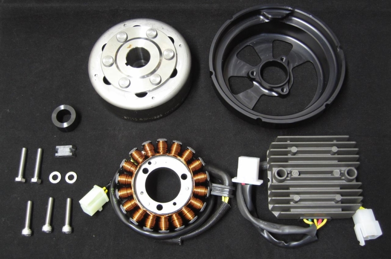 ホンダ CBX 1000|ACGコンバーションキット|’80s国産名車・ホンダCBX完調メンテナンス【独創的な機構でも固有の弱点はほとんど皆無】