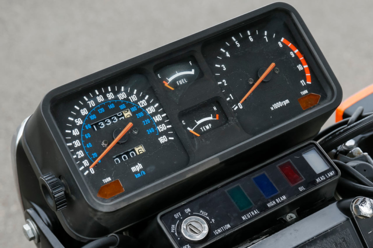 カワサキ Z1300|個性派&傑作揃いの”メーター”年代記〈’80年代#1〉カタナ/RZ250/CBX400F/XJ400D/XJ750D