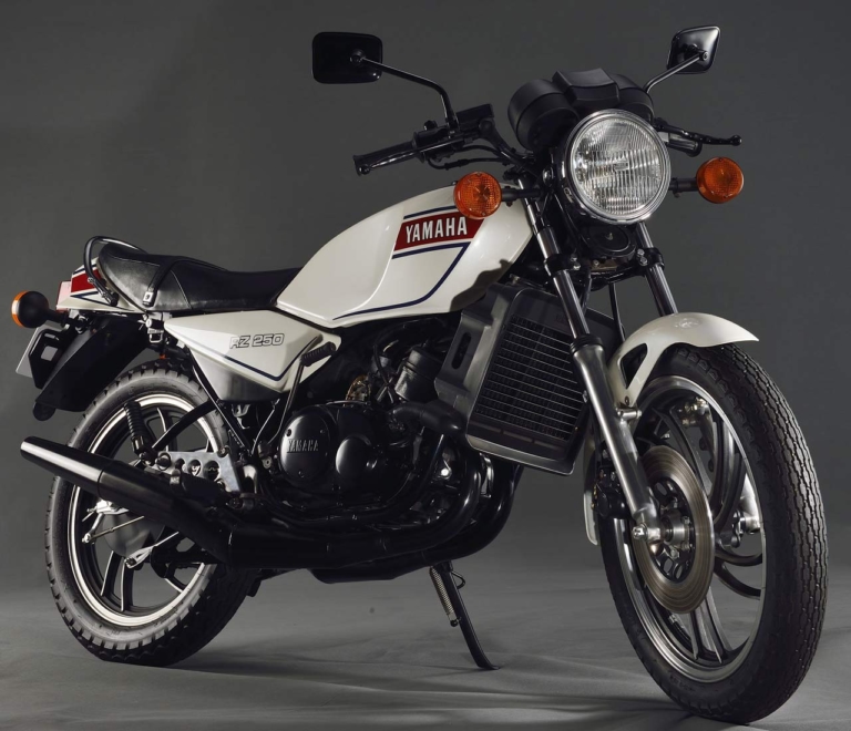 ヤマハRZ250|個性派&傑作揃いの”メーター”年代記〈’80年代#1〉カタナ/RZ250/CBX400F/XJ400D/XJ750D
