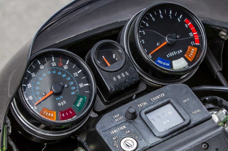 カワサキ　ZXR250C型スピードメーター　タコ　水温計