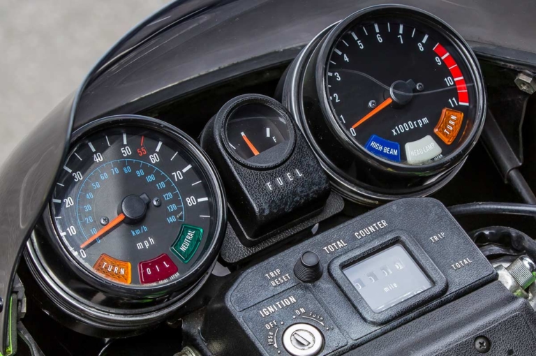 '82 カワサキ KZ1000R1|メーター|個性派&傑作揃いの”メーター”年代記〈’80年代#2〉750ターボ/KZ1000R1/VMAX/ZXR250/NSR250R etc.