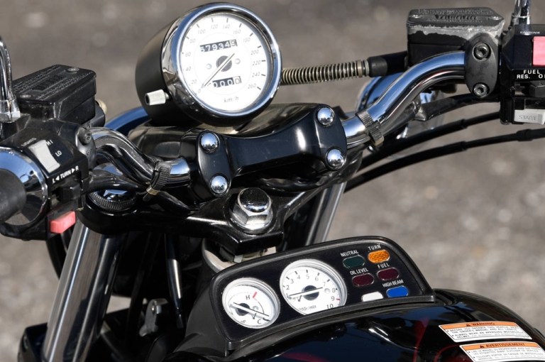 ヤマハ VMAX|メーター|個性派&傑作揃いの”メーター”年代記〈’80年代#2〉750ターボ/KZ1000R1/VMAX/ZXR250/NSR250R etc.
