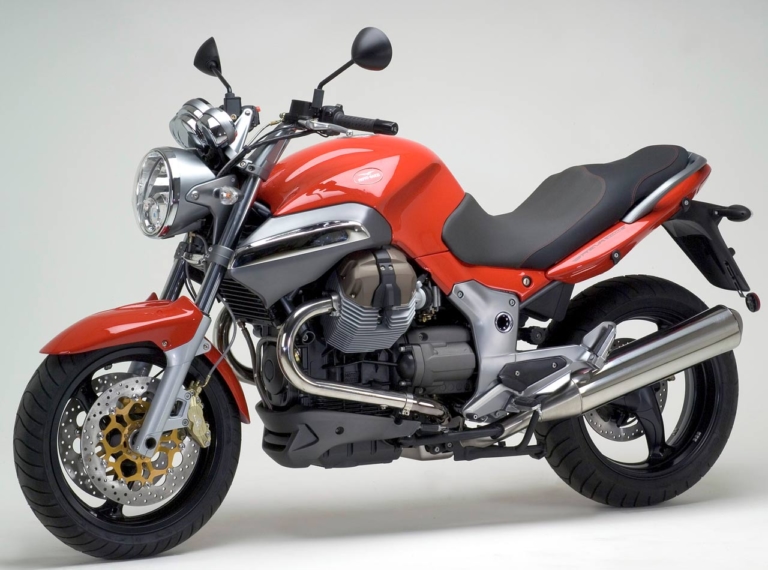 モトグッツィ V1100ブレヴァ|個性派&傑作揃いの”メーター”年代記〈’00年代#2〉ネイキッド編【もはやフォルムの一部。遊びゴコロ爆発!】