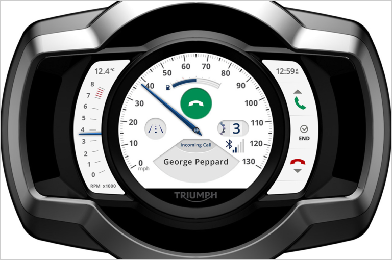 トライアンフ スクランブラー1200XC/XE|メーター|個性派&傑作揃いの”メーター”年代記〈’10年代以降〉【カラー液晶がデビューしジワジワ浸透中】