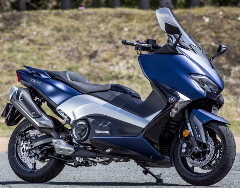 '17 ヤマハTMAX530|バイクのメーターはどうやって作られるのか?〈メーカー直撃・開発者インタビュー〉