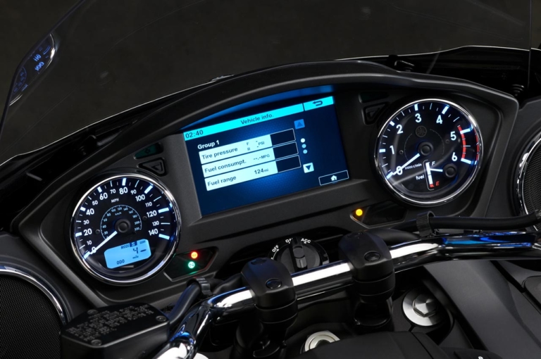 '18 ヤマハXV1900FD|メーター|バイクのメーターはどうやって作られるのか?〈メーカー直撃・開発者インタビュー〉