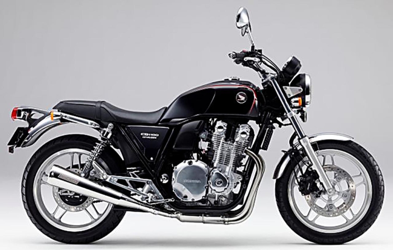 CB1100 無限エディション|ホンダCB1100 歴代&全カラーオールアルバム前編【’10〜’12:拍手で迎えられた”第1世代”】