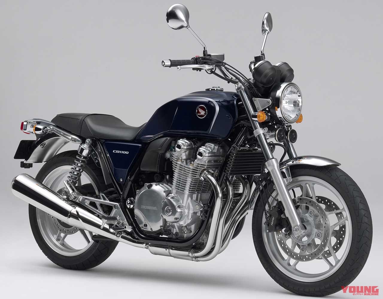 CB1100 タイプI ABS スペシャルエディション|ホンダCB1100 歴代&全カラーオールアルバム前編【’10〜’12:拍手で迎えられた”第1世代”】
