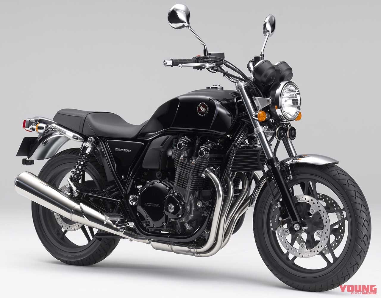 CB1100 ブラックスタイル/ABS|ホンダCB1100 歴代&全カラーオールアルバム前編【’10〜’12:拍手で迎えられた”第1世代”】