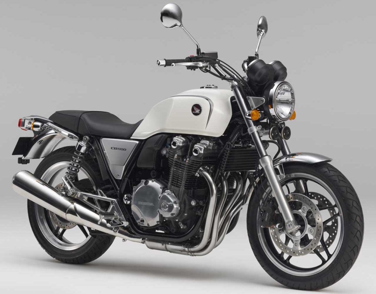 CB1100 タイプI/ABS|ホンダCB1100 歴代&全カラーオールアルバム前編【’10〜’12:拍手で迎えられた”第1世代”】