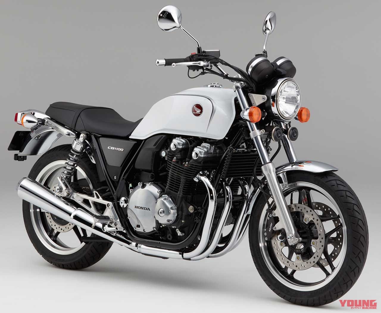 CB1100/Eパッケージ|ホンダCB1100 歴代&全カラーオールアルバム後編【’17〜’20:スポーティなRSも登場した”第3世代”】