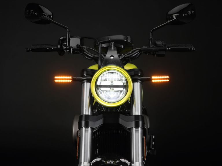 HYOSUNG GV300SA(仮称)|ヒョースンがボバースタイルの新型「GV300SA(仮)」を初公開!