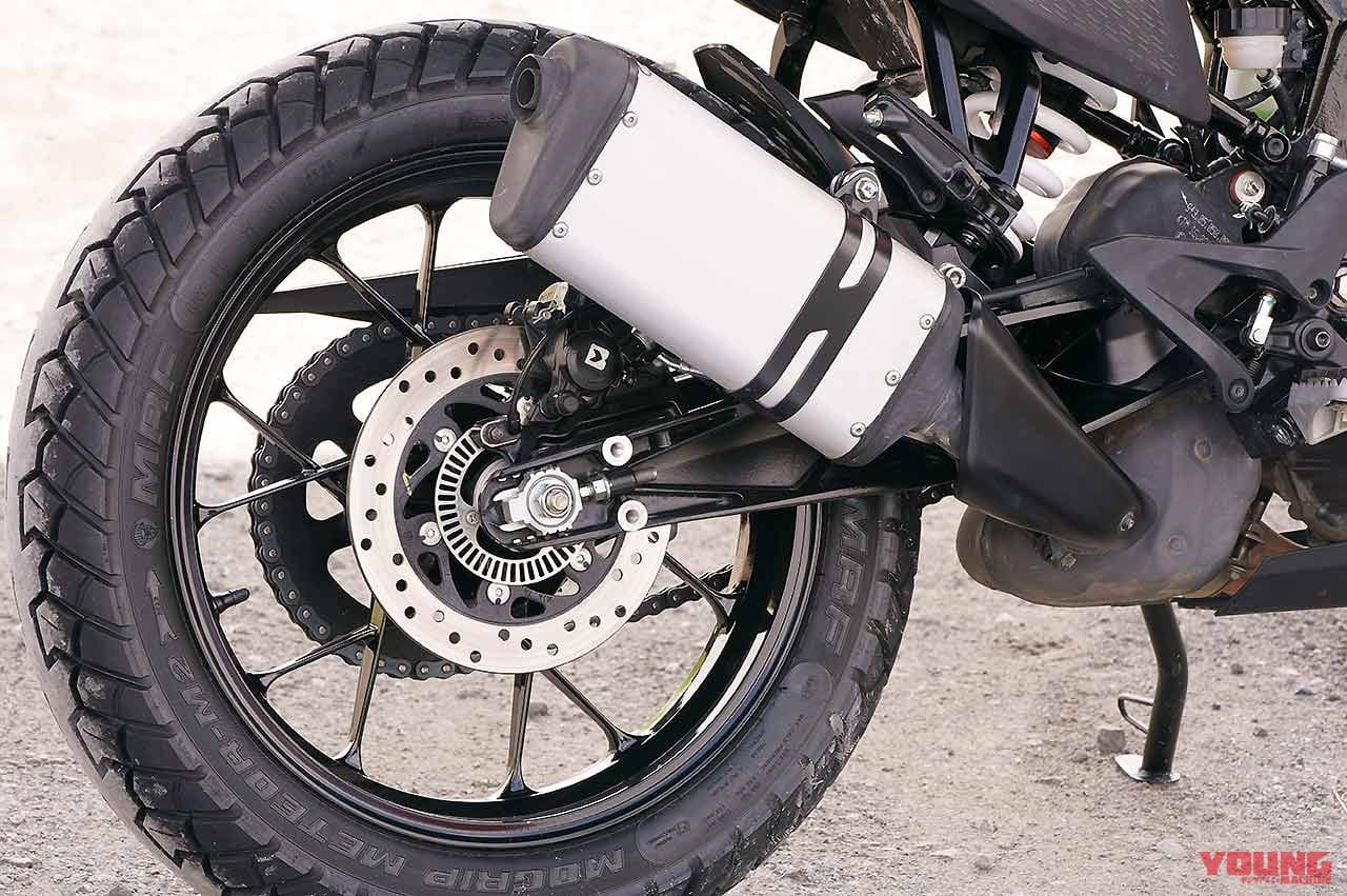 |KTM 250/390アドベンチャー試乗比較【ディテール編|取り回し軽快な単気筒マシン】