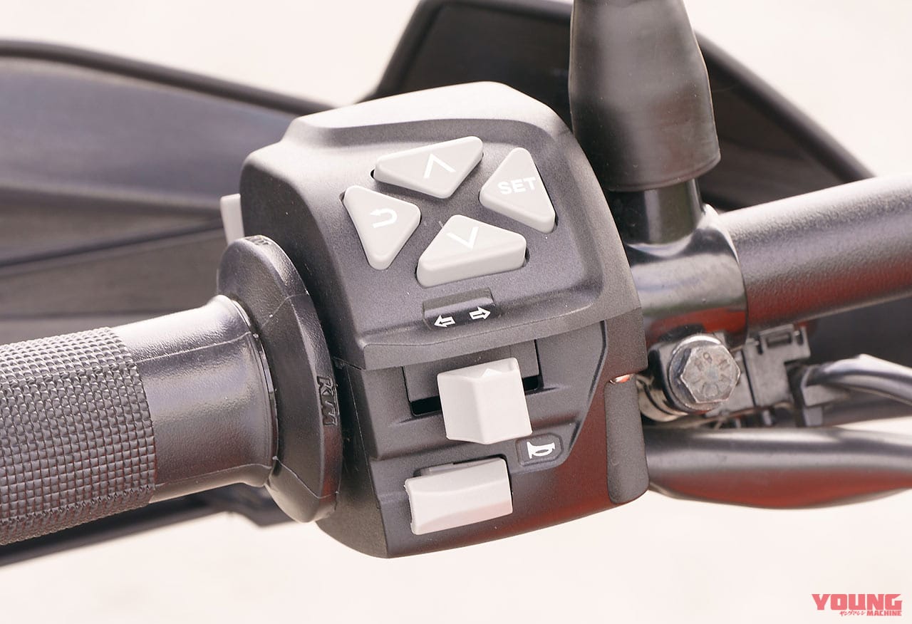 |KTM 250/390アドベンチャー試乗比較【ディテール編|取り回し軽快な単気筒マシン】