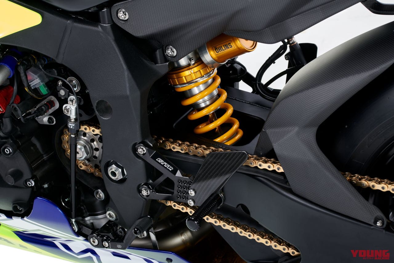 R1 GYTR VR46 Tribute|ヤマハがロッシに特別仕様「R1 GYTR VR46 Tribute」をプレゼント! お別れ会「One More Lap」で