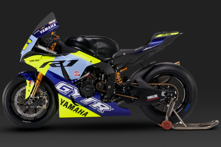 R1 GYTR VR46 Tribute|ヤマハがロッシに特別仕様「R1 GYTR VR46 Tribute」をプレゼント! お別れ会「One More Lap」で