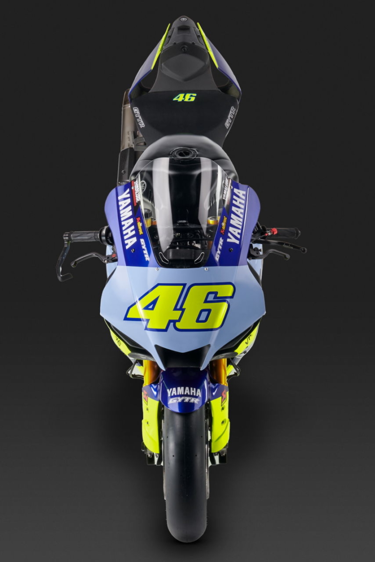 R1 GYTR VR46 Tribute|ヤマハがロッシに特別仕様「R1 GYTR VR46 Tribute」をプレゼント! お別れ会「One More Lap」で