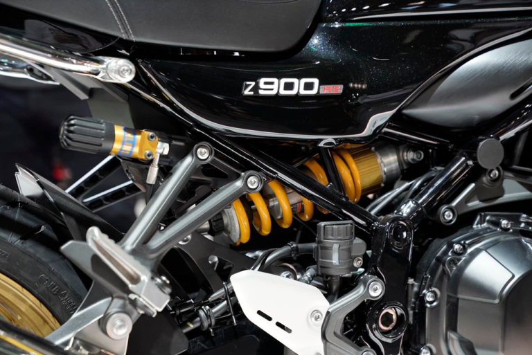 カワサキ|Z900RS SE|イエローボール|リヤサスペンション|オーリンズ|イエローボール初見参! カワサキZ900RS SEの実車がミラノショーに登場