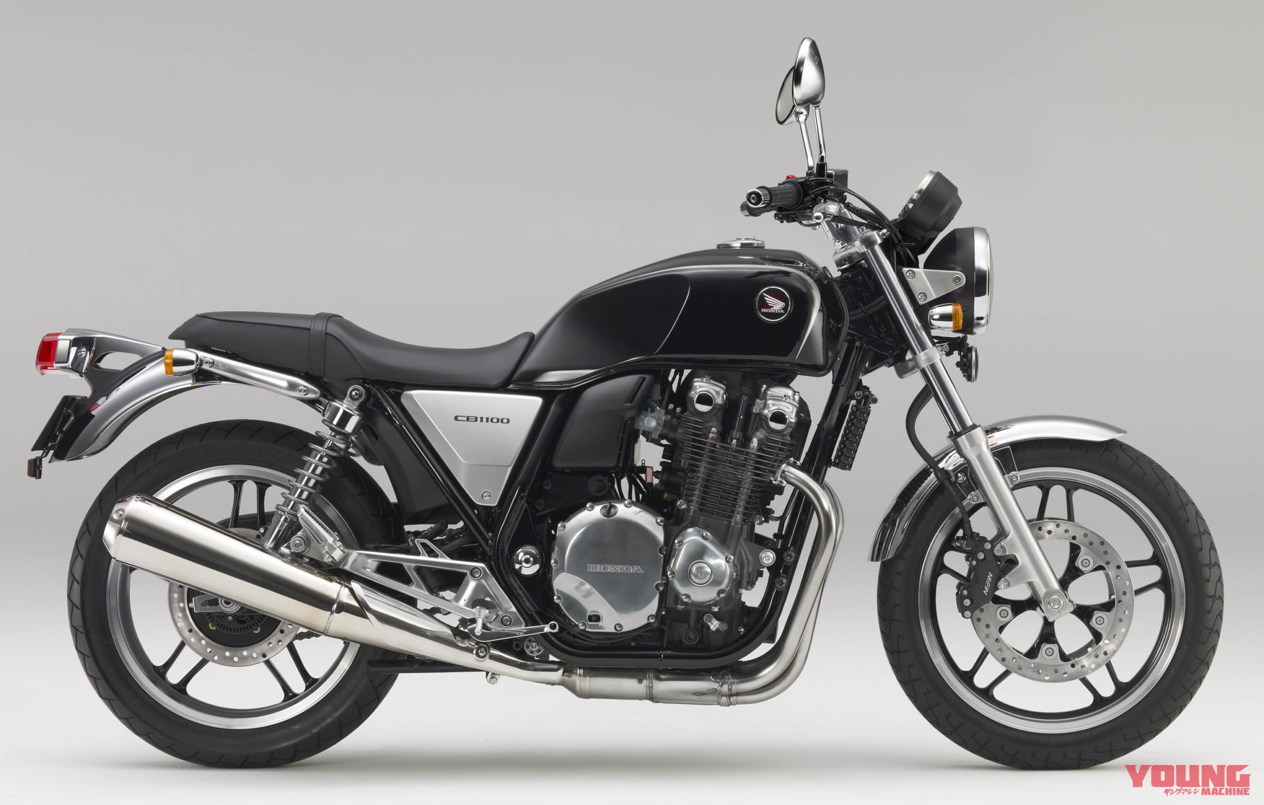 |ホンダCB1100 歴代&全カラーオールアルバム前編【’10〜’12:拍手で迎えられた”第1世代”】