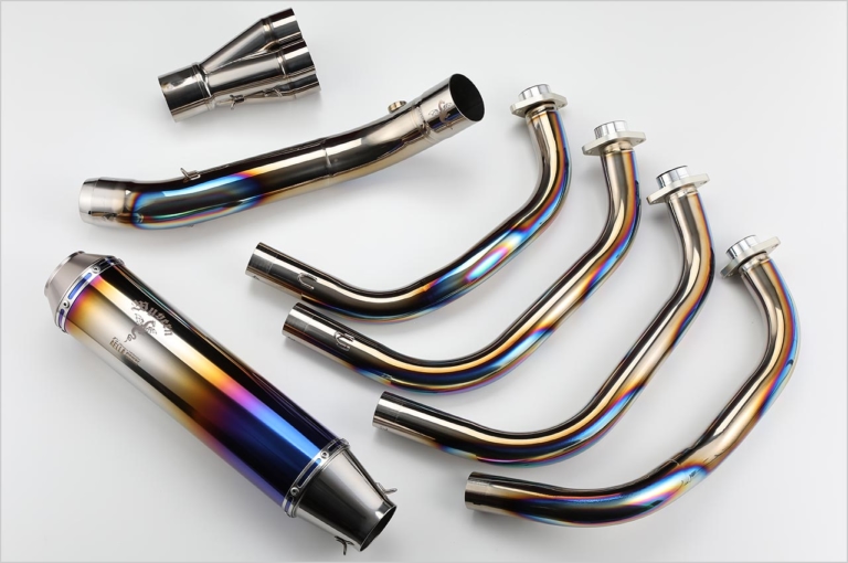 アエラ チタンフルエキゾーストマフラー|創立30年で培ったアエラの世界観と技術がZ900RSのビレットパーツに凝縮