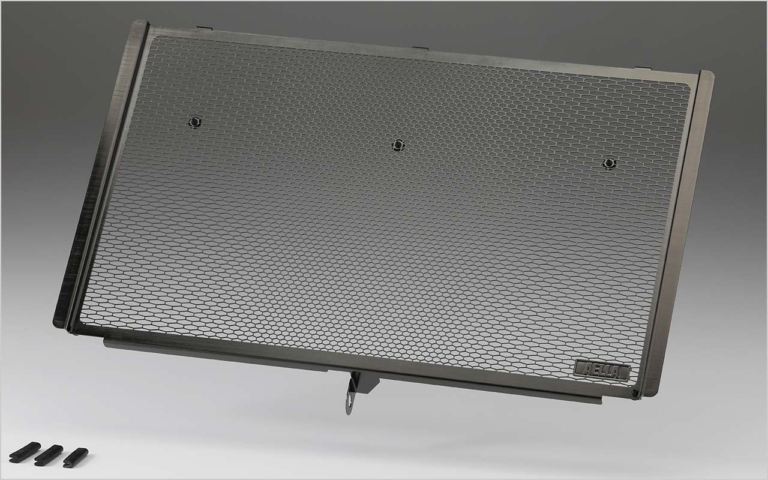 アエラ ラジエタープロテクター|創立30年で培ったアエラの世界観と技術がZ900RSのビレットパーツに凝縮