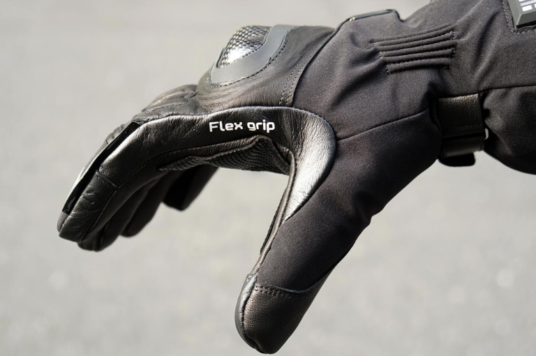 バイク用グローブ|アイディール ID-203ヒート3|アイディールのグローブ、ロング丈は安全性と機能性を向上。スタイリッシュなショート丈も新登場