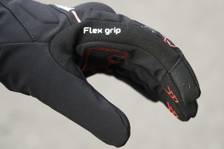 バイク用グローブ|アイディール ID-204ヒート4|アイディールのグローブ、ロング丈は安全性と機能性を向上。スタイリッシュなショート丈も新登場