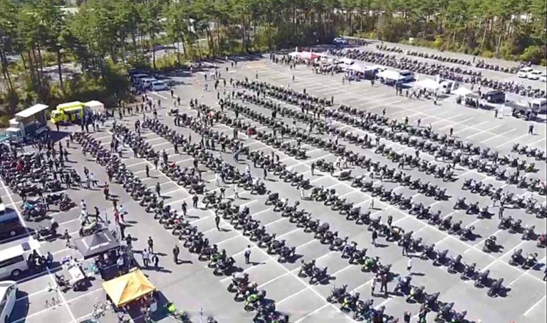 Z900RSイベント ゲートオープン|ぜ、Z900RS中心に800台だとッ?!【カワサキZ900RSオールミーティング イベントレポート】