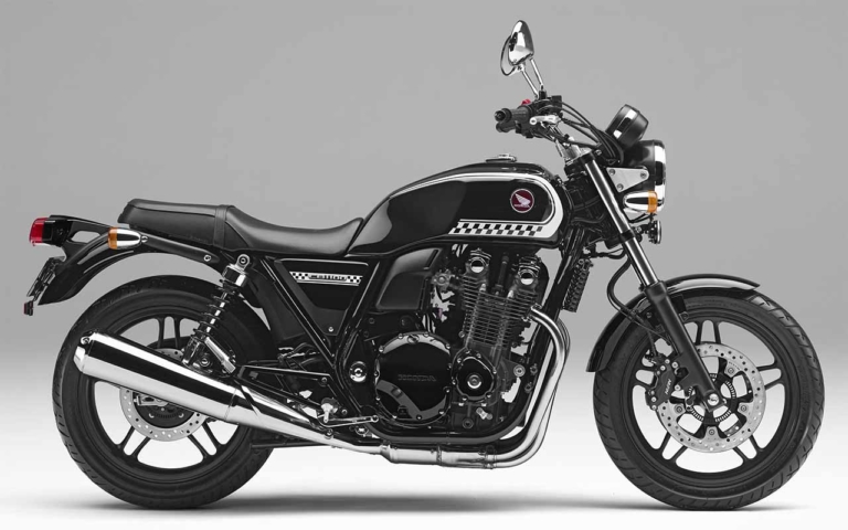 CB1100 ABS スペシャルエディション|ホンダCB1100 歴代&全カラーオールアルバム中編【’14〜’16:走りも外観も深化した”第2世代”】