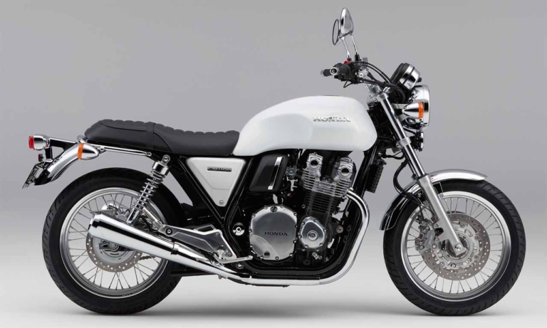 CB1100EX タイプI|ホンダCB1100 歴代&全カラーオールアルバム後編【’17〜’20:スポーティなRSも登場した”第3世代”】