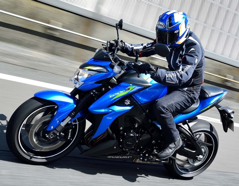 スズキ GSX-S1000|’21新型スズキGSX-S1000徹底解剖:新旧比較インプレ・高速&街乗り編【電子制御追加で使い勝手が向上】