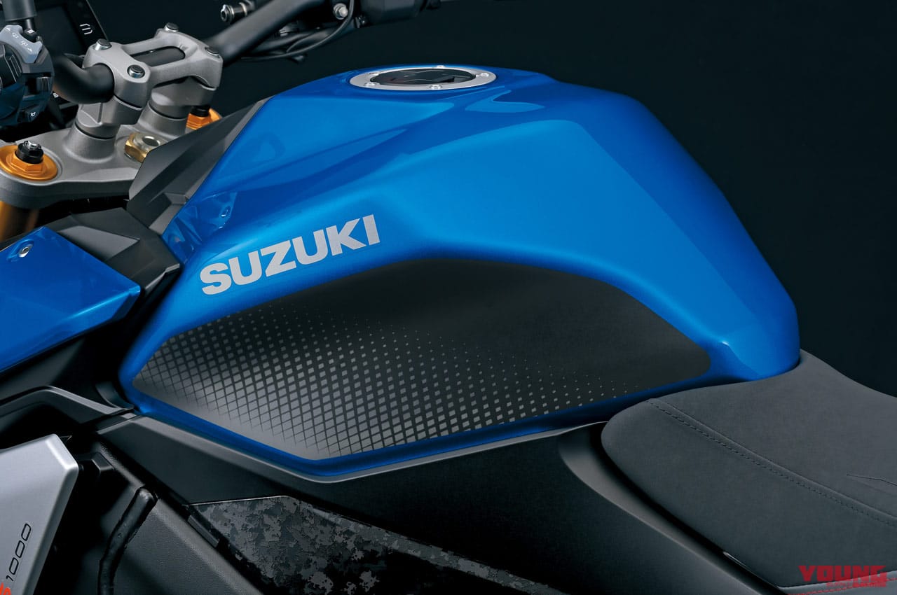 '21 スズキGSX-S1000|オプション|タンクプロテクション|’21新型スズキGSX-S1000徹底解剖・新旧ディテール比較【フォルム完全刷新。磨き抜かれたスタイリング】