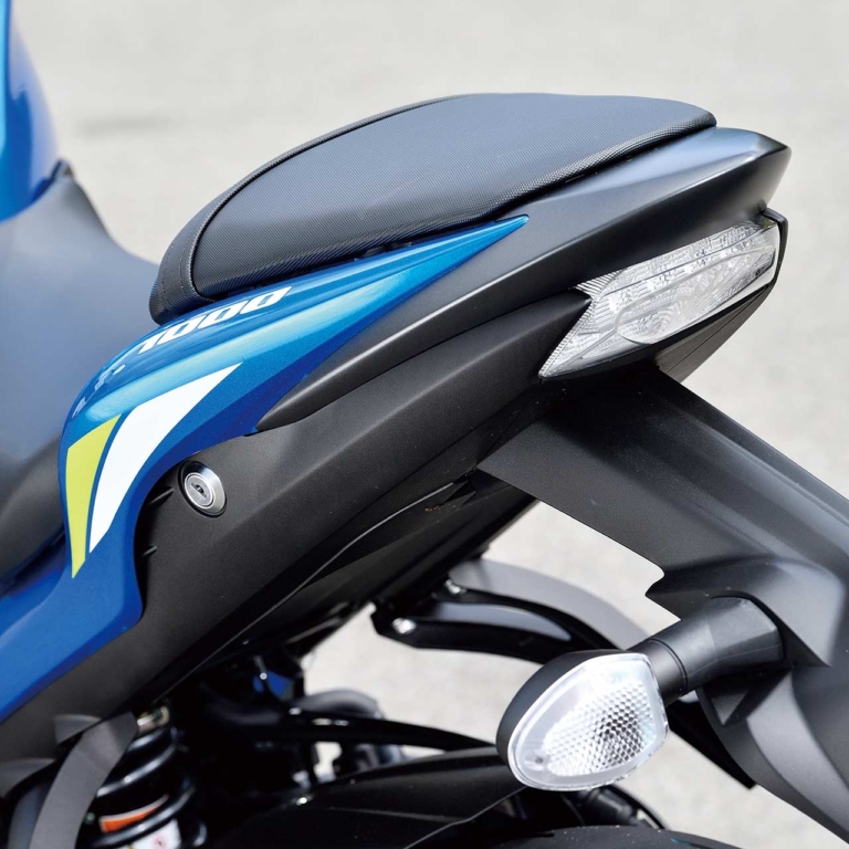 '20 スズキGSX-S1000|テールランプ|’21新型スズキGSX-S1000徹底解剖・新旧ディテール比較【フォルム完全刷新。磨き抜かれたスタイリング】