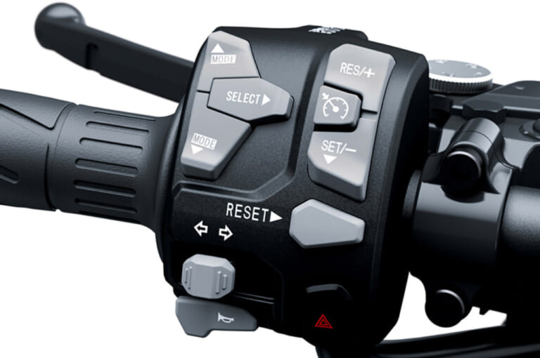 カワサキ ニンジャ1000SX|スイッチボックス|’21新型スズキGSX-S1000徹底解剖:ライバル比較編〈vs MT-09/ニンジャ1000SX〉