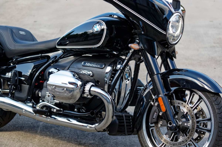 BMW R18Bファーストエディション|ボクサーツインエンジン|BMW R18Bファーストエディション ディテール写真解説【打倒ハーレーをもくろむバガーカスタムスタイル】