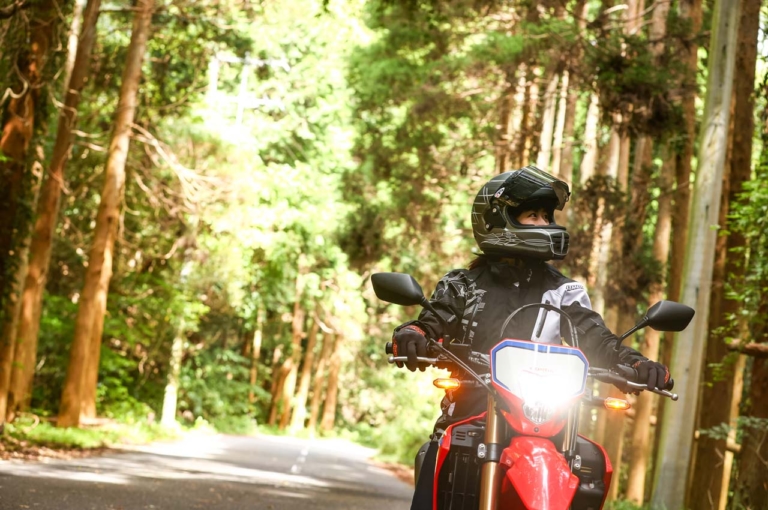 ホンダ CRF250L|岡崎静夏|試乗インプレッション|岡崎静夏のホンダCRF250L試乗インプレ【オンロードもめちゃくちゃ楽しいオフロードモデル】