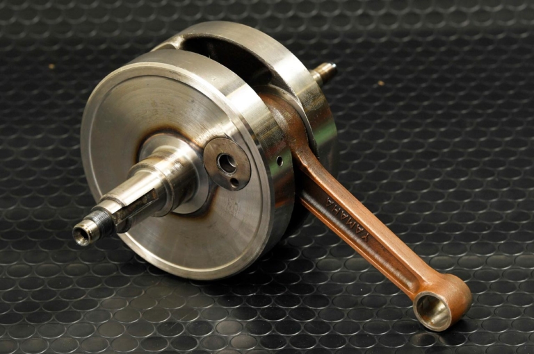 YAMAHA SR400/500|’80s国産名車・ヤマハSR400/500完調メンテナンス【フロントドラムブレーキモデル|年齢的に整備はマスト】