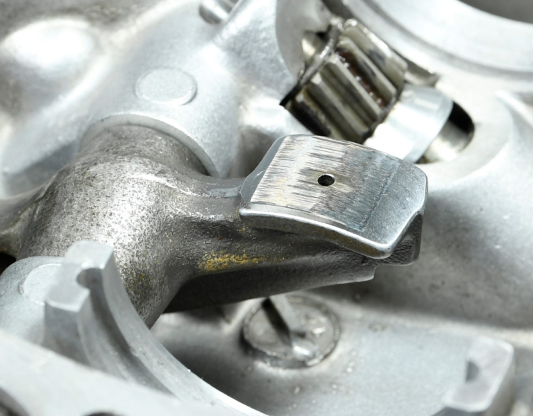 YAMAHA SR400/500|’80s国産名車・ヤマハSR400/500完調メンテナンス【フロントドラムブレーキモデル|年齢的に整備はマスト】