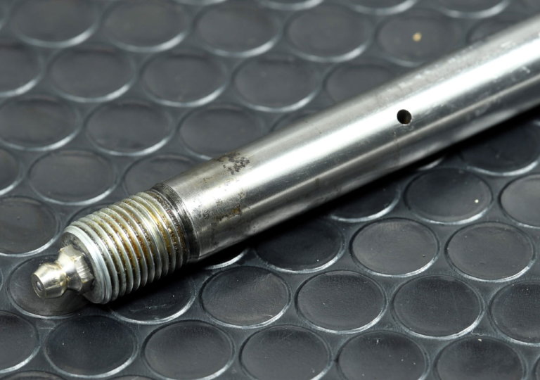 YAMAHA SR400/500|’80s国産名車・ヤマハSR400/500完調メンテナンス【フロントドラムブレーキモデル|年齢的に整備はマスト】