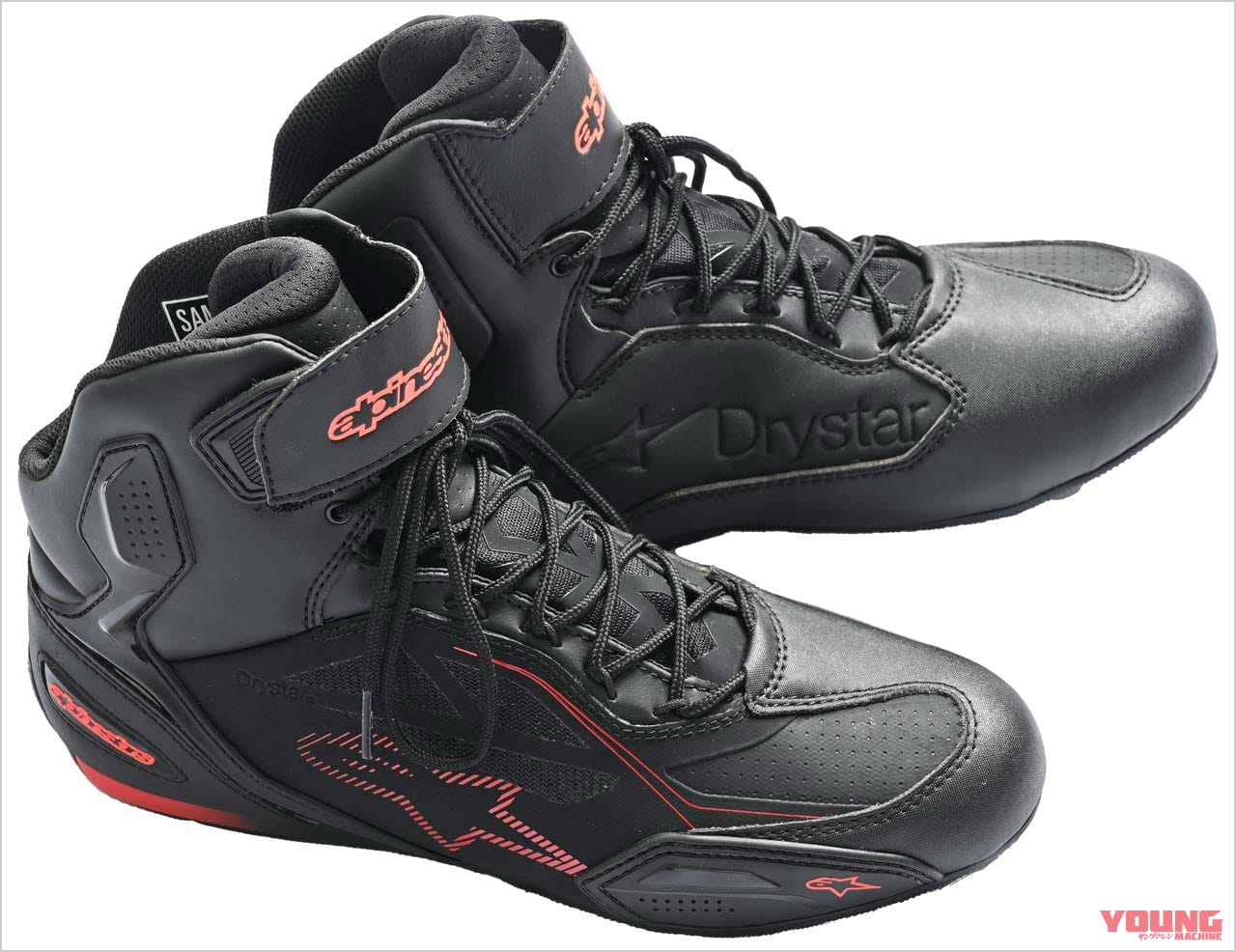 2021-2022秋冬ライディングウェアカタログ|アルパインスターズ|ファスター3ドライスターシューズ|’21-’22秋冬ライディングウェアカタログ〈アルパインスターズ〉レーシングスピリッツをアーバンライディングで