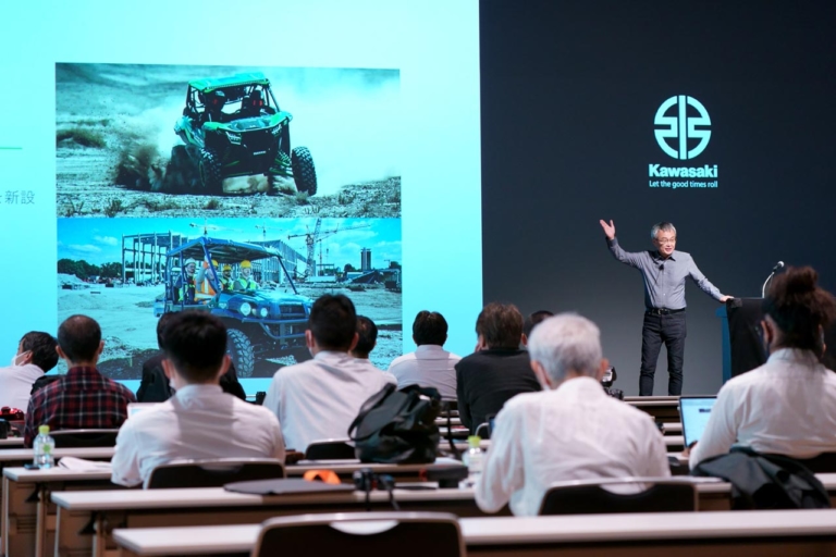 カワサキモータース|メディア向け説明会|脱炭素からネオクラシックまで全部ヤル! 新生カワサキモータースの大戦略