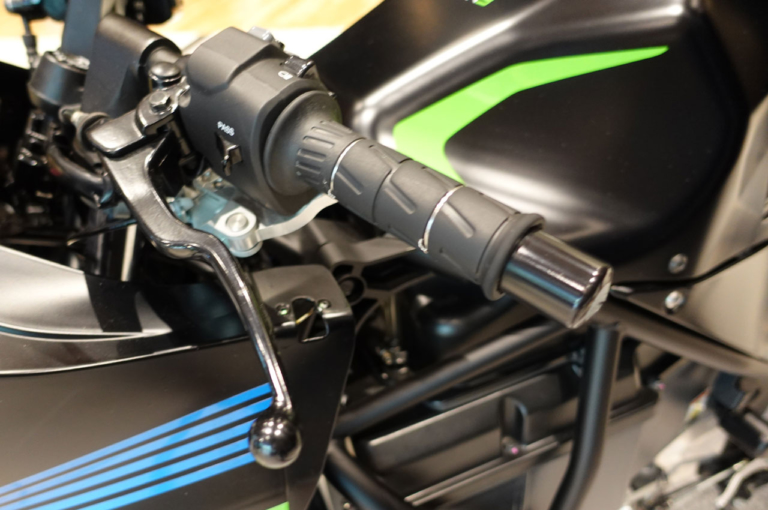 カワサキモータース|ピュア電動バイクプロトタイプ|クラッチ|脱炭素からネオクラシックまで全部ヤル! 新生カワサキモータースの大戦略