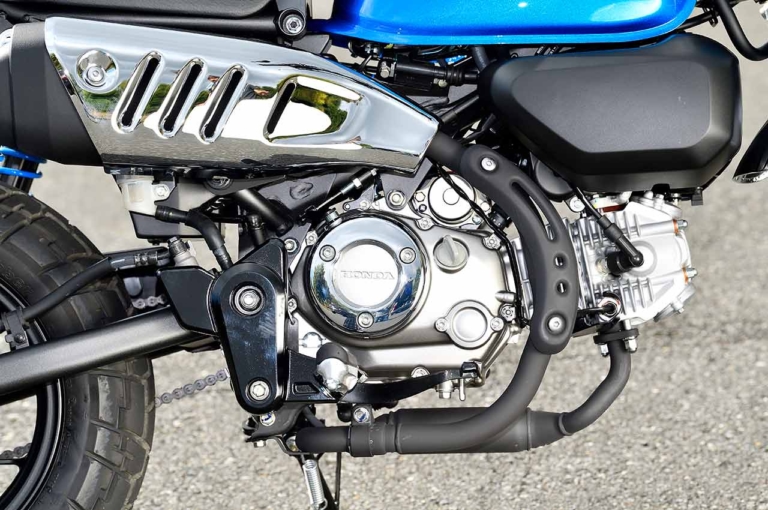 '22? ホンダST125ダックス|予想モデル|エンジン|モンキーとの差別化だっ! 復活ダックスは5速MTでキマリと思いきや、4速クラッチレス説浮上!?〈YM未来予想〉