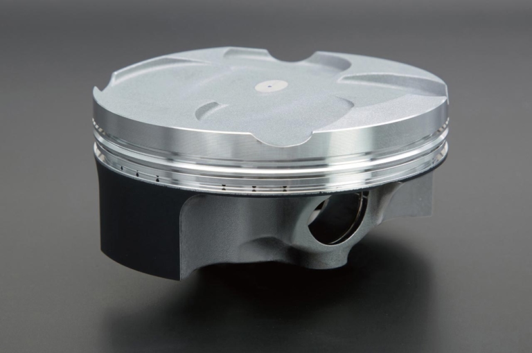 '20ホンダCBR1000RR-Rファイアーブレード|ピストン|CBR1000RR-Rに初代の白トリコロールが来る?!〈YM未来予想:ホンダCBR-RRシリーズ30周年記念モデル〉