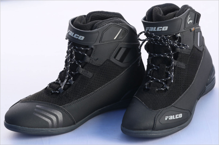 ジャンニファルコ ジャッカルWTRツーリングブーツGF907|ジャンニファルコ ジャッカルWTRツーリングブーツ試用インプレッション【優秀な操作性の防水ブーツ】